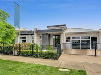 4 Tallrush Street, Clyde North