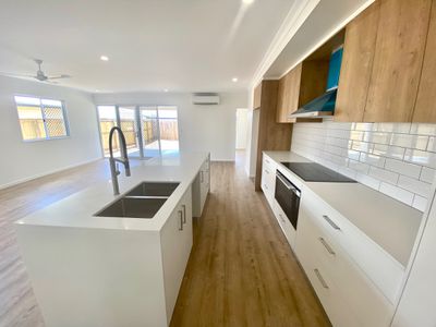 26 Skipper Court, Trinity Beach