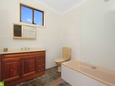 35 Antrim Avenue, Warilla