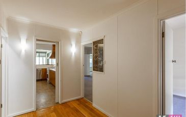 5 Armstrong Road, Beaconsfield Upper