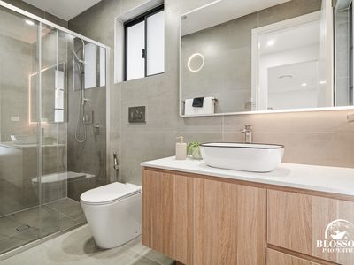 6 Bellevue Street, Riverstone