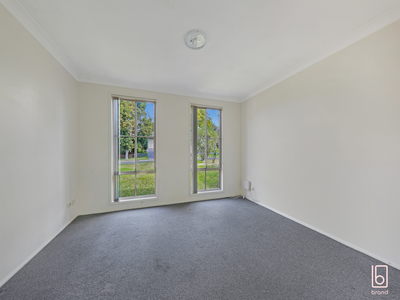 20 Mountain Ash Road, Hamlyn Terrace