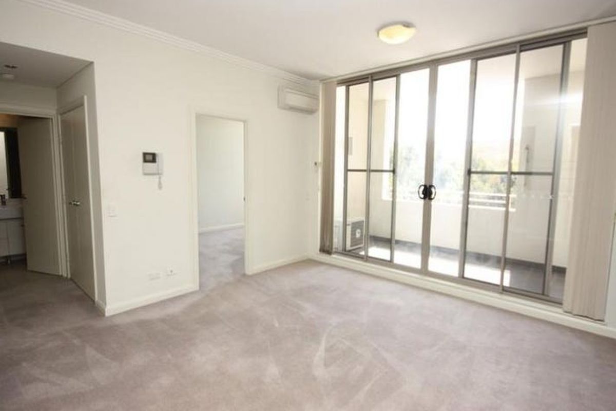 219 / 21 Hill Road, Wentworth Point