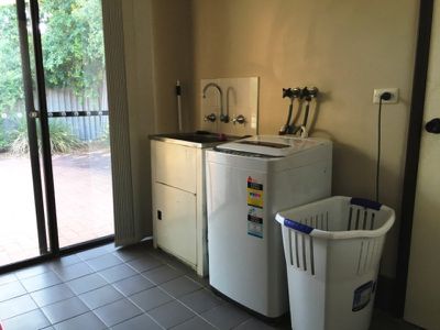 B / 2 Havenvale Crescent, Dianella