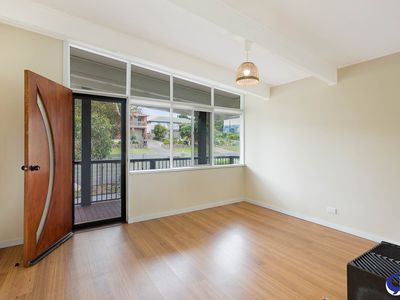 91 Cresswick Parade, Dalmeny