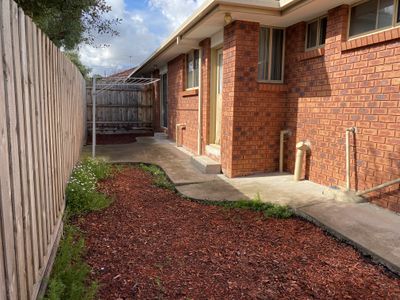 4 / 20 Stanlake Street, Footscray