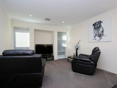 7 Horsham Crescent, Harrisdale