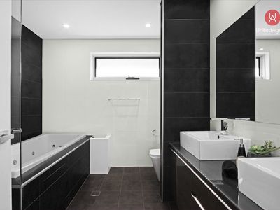 3 Pye Road, Elizabeth Hills