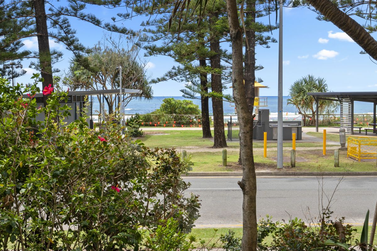 1 / 164 The Esplanade, Burleigh Heads