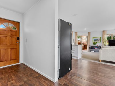 8a Aplin Place, Birkdale