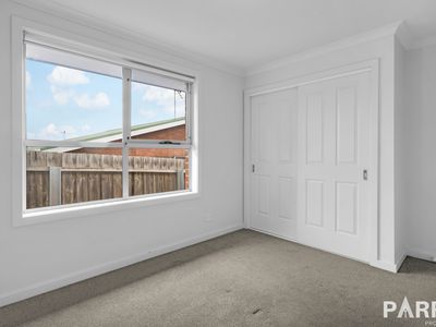 4 / 278 Hobart Rd, Youngtown