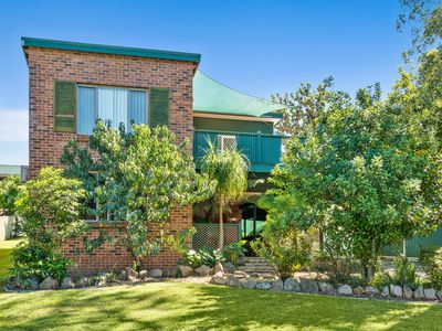 69 Anglers Parade, Fishermans Paradise