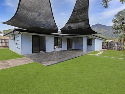 31 Piccone Drive, Edmonton