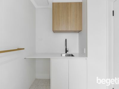 1 / 8 Rose Street, Ashfield