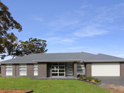 40 Angus Drive, Failford