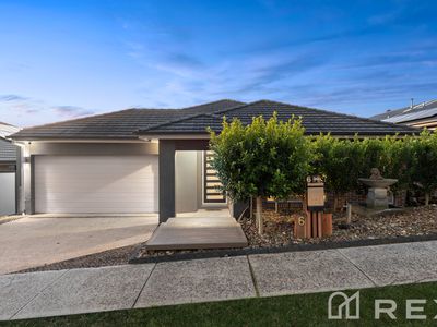 6 Limeburner Grove, Botanic Ridge