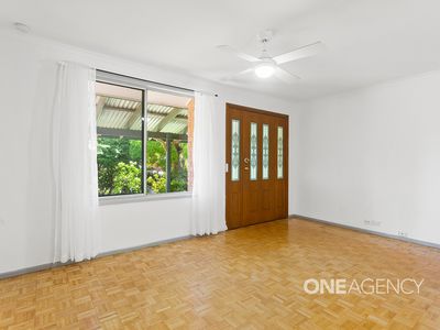 11 Jacaranda Cres, Albion Park Rail