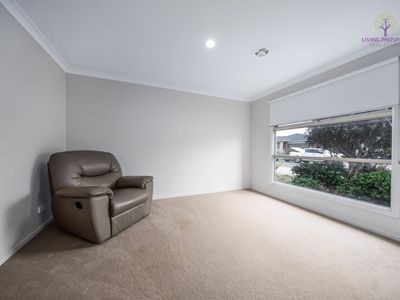 3 Rodeo Grove, Point Cook