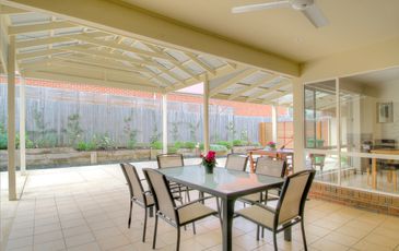 69  Fieldstone Blvd, Beaconsfield