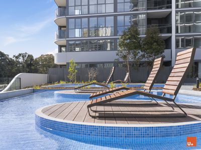 502 / 104 Easty Street, Phillip