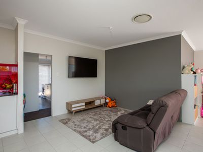 93 Braidwood Drive, Australind