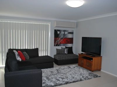28 Athanlin Avenue, Haywards Bay