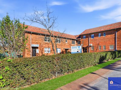 2 / 12  Dellwood, South Granville