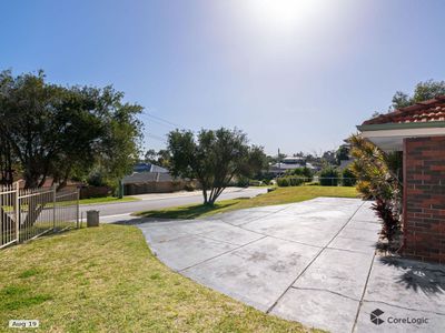2 Fenton Way, Hillarys