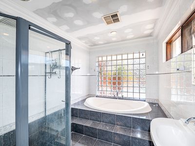 15 Okely Road, Carine