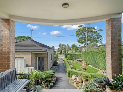 16 Horning Parade, Manly Vale
