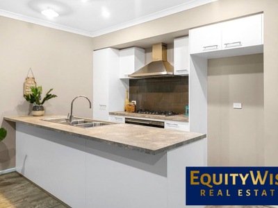 20 Coorong Walk, Werribee