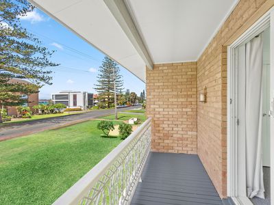 3 / 10 Wharf Street, Tuncurry