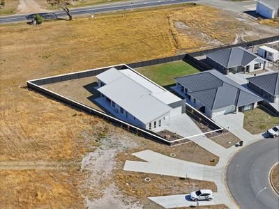 14 Pimelea Close, George Town