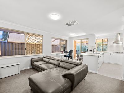 11B Tea Tree Way, Thornlie