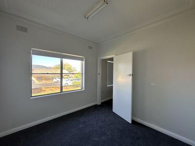 1 / 1 Dumaresq Street, Tamworth