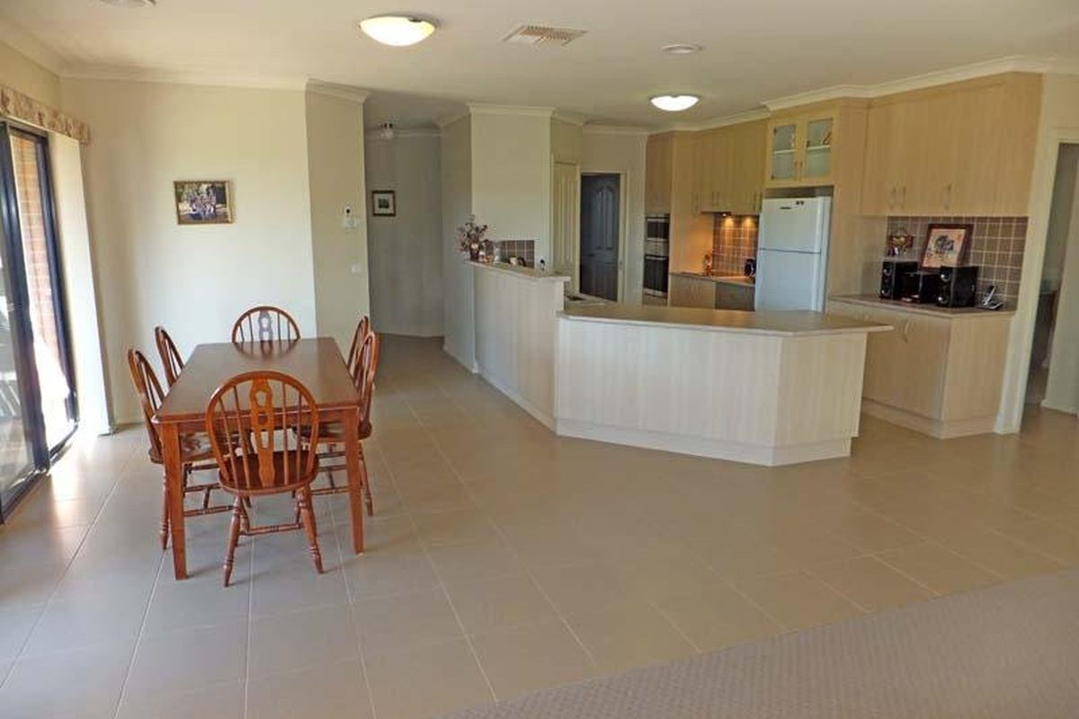 10 Jenmar Drive, Kyabram