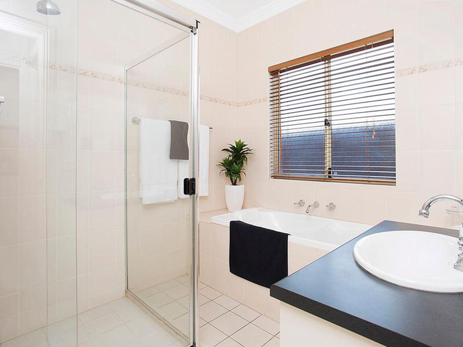 9 Leopold Avenue, Northgate