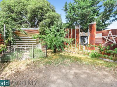 33 Ebden Street, Heathcote