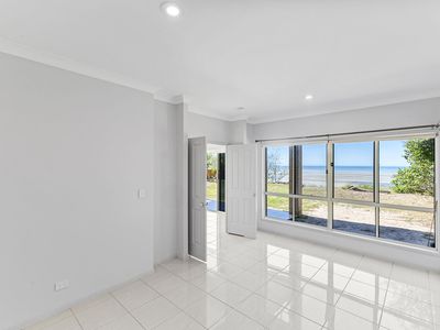 9 Mcgregor Terrace, Beachmere