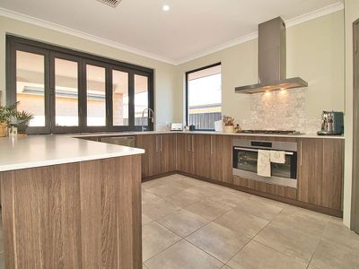 79 Enkindle Loop , Baldivis
