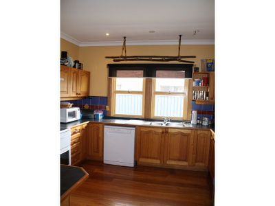 8 Church Street, Wynyard