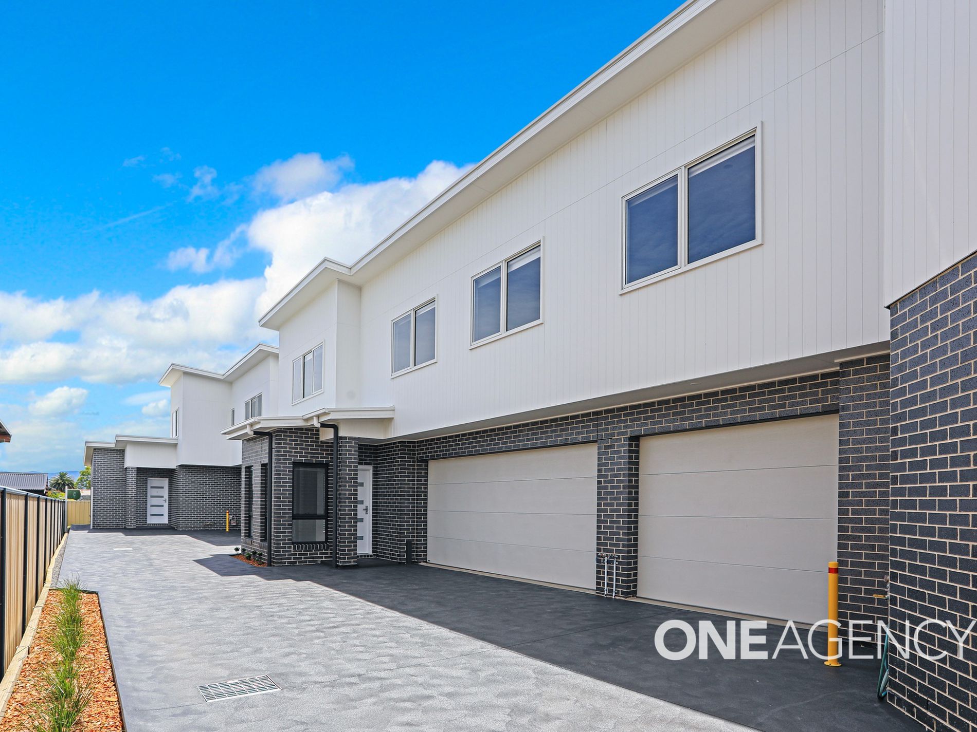 2 / 28 Fisher St, Oak Flats