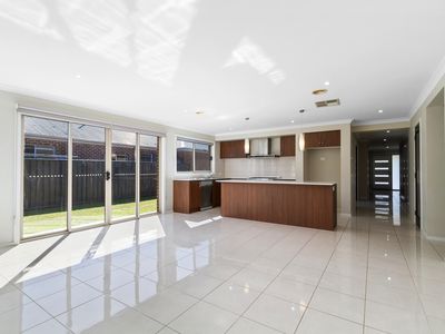 12 Relph Avenue, Sale
