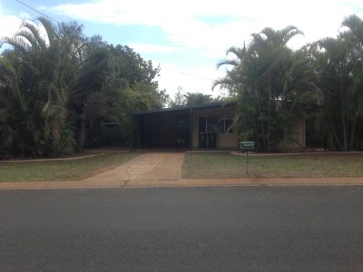 3 Rolfe Street, Moranbah