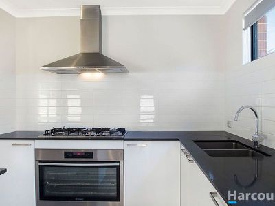 10 Persian Street, Eglinton