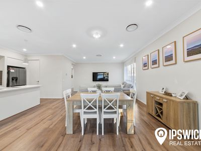 33 Chatswood Court, Deebing Heights