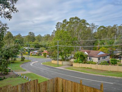 8 Buttler Street, Bellbird Park