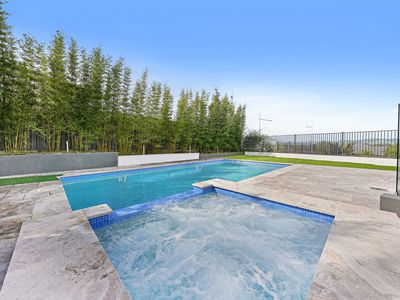 21 McNevin Close, Calderwood
