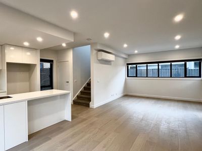 2 / 18 Clunes Street, Kingsbury