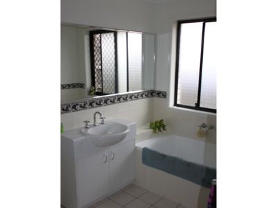 24 Sarah Drive, Yamanto